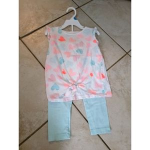 Toddler girl Carter’s heart shirt and capri leggings set